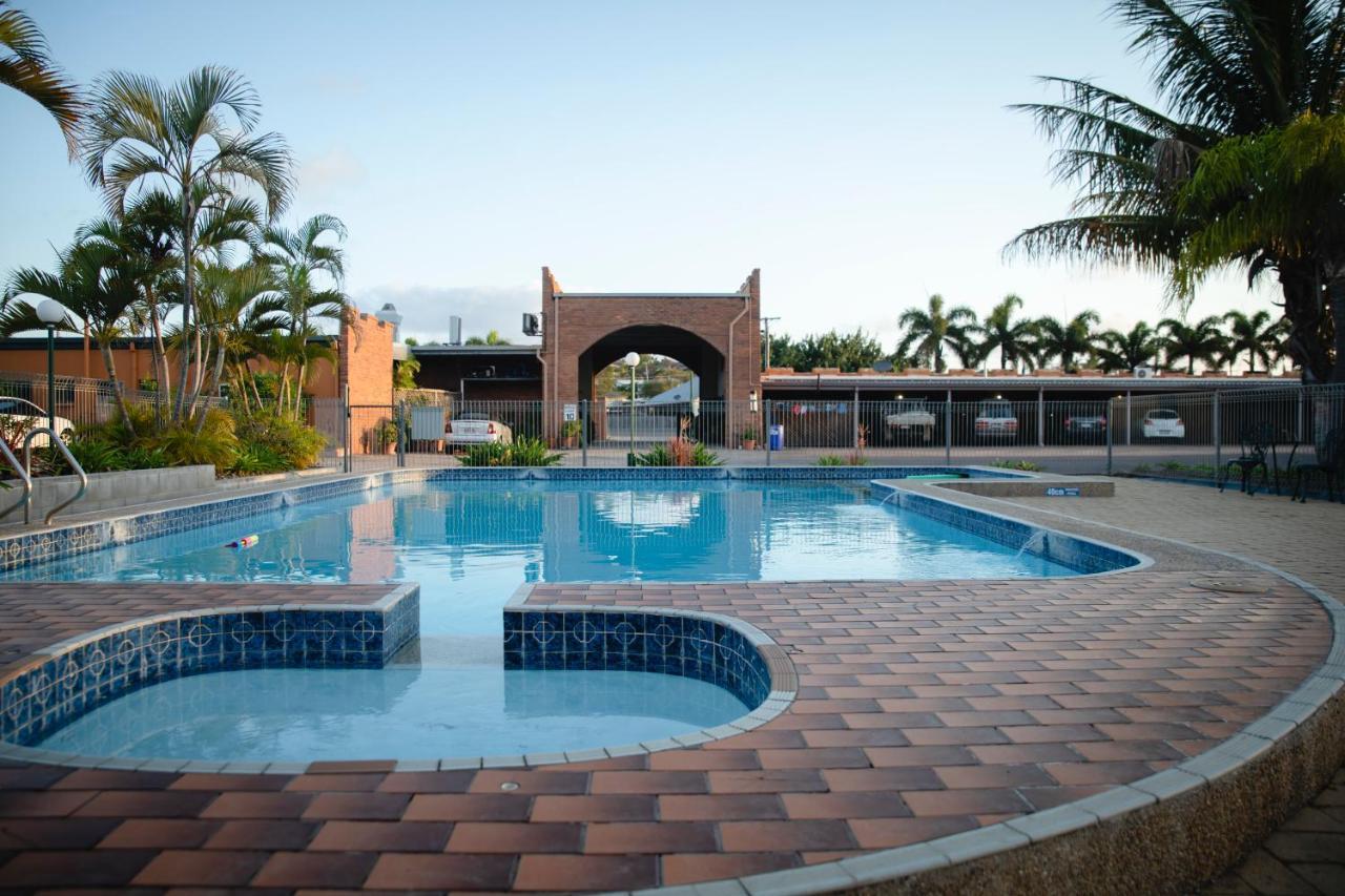 Castle Motor Lodge โบเวน ภายนอก รูปภาพ